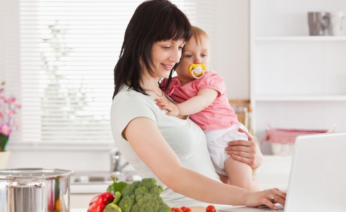 9 Natural Remedies Moms Should Always Keep on Hand