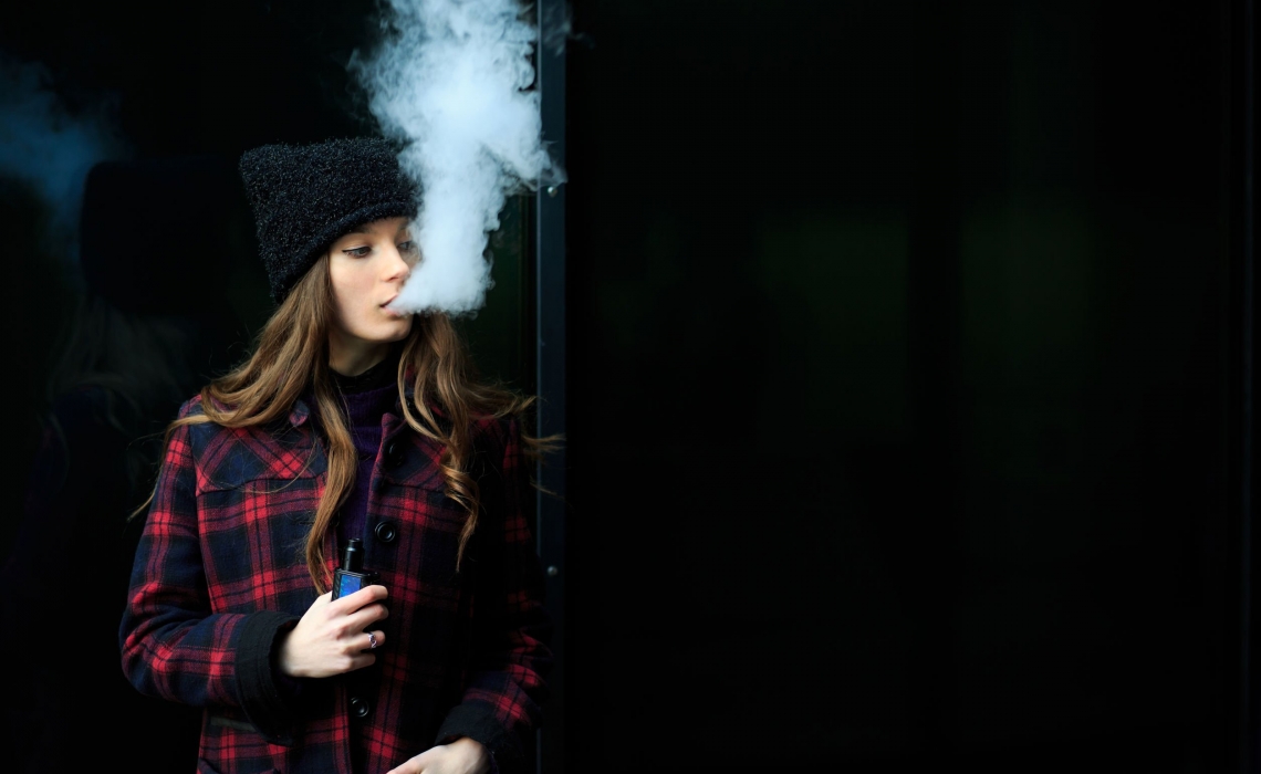 Using Cigarettes to Quit Vaping