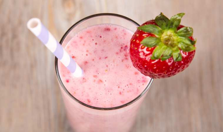 This Strawberry French Toast Warrior Smoothie Will Protect You All Morning Long!