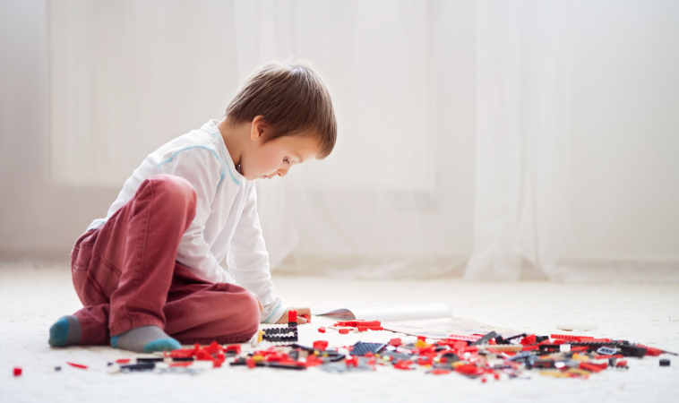 Pediatricians Give False Security to Parents During ‘Doctors Swallow Lego for Science’ Project