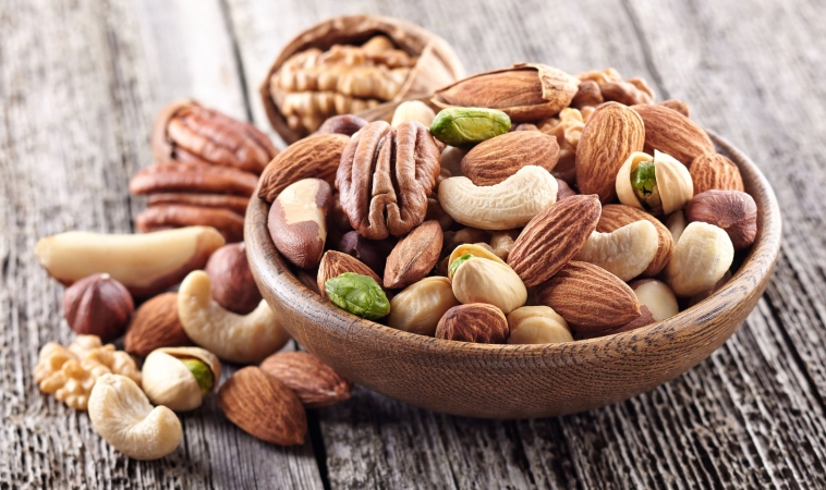 Eating Nuts Decreases Risk of Cardiac Death