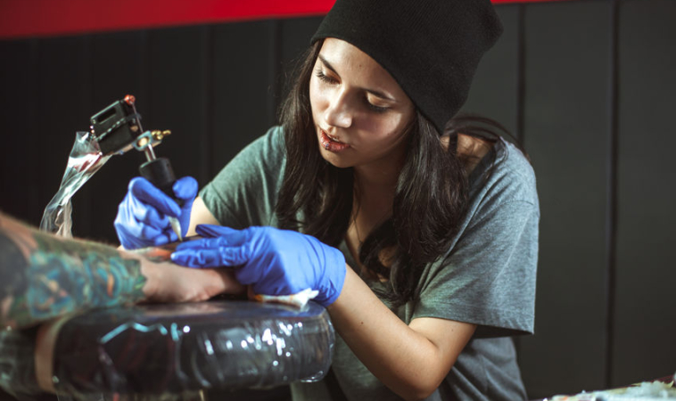 Tattoo Ink Actually Circulates Around the Body as Nanoparticles