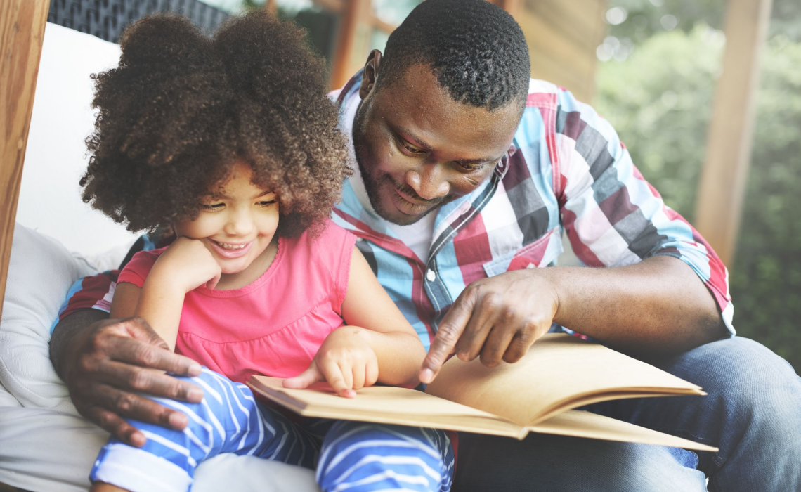 Reading with Toddlers Linked to Less Aggressive Parenting
